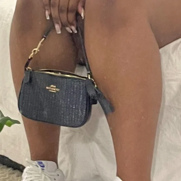 midnight navy Coach handbag (new & unused) - Picture 3 of 5